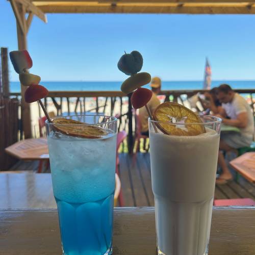 camping restaurant vue sur mer cocktail bar